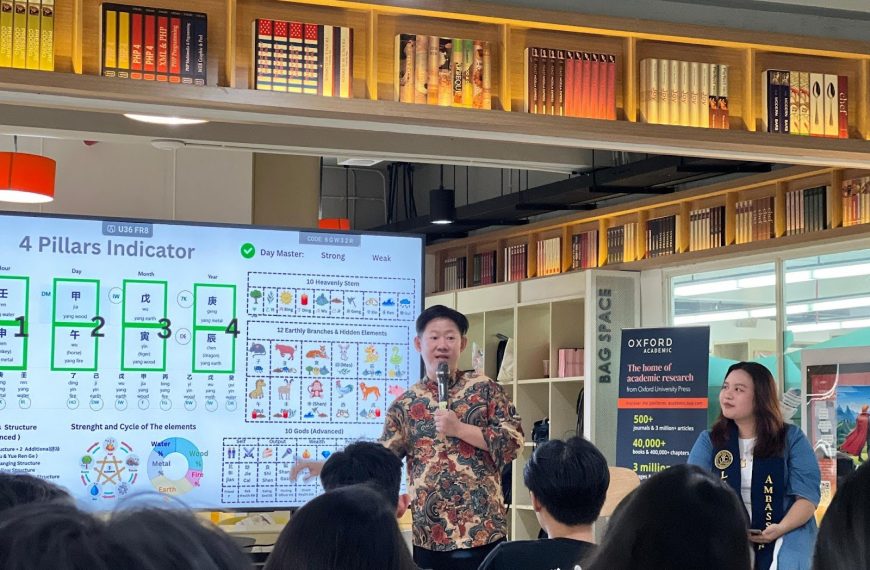 Strategi Entrepreneurship Tiongkok Berbasis Filosofi Timur: Acara ITalk Book Discussion UC Library