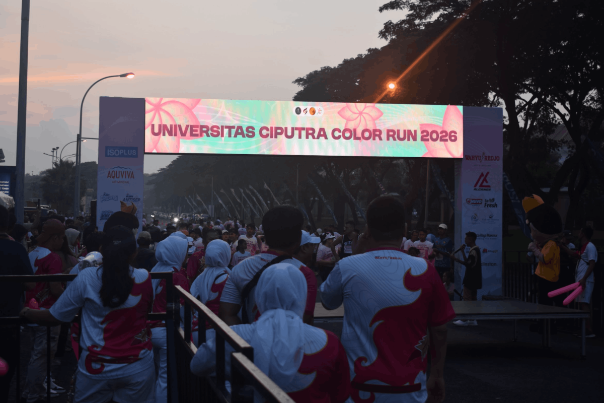 Suasana UC Color Run