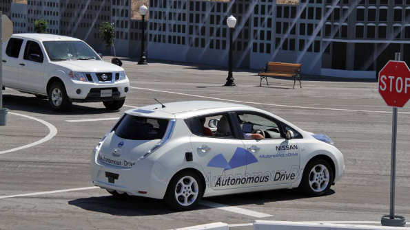Mobil Auto Drive Nissan 