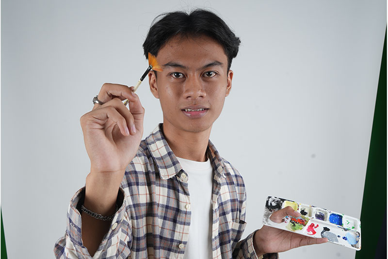 Psikologi Warna Logo