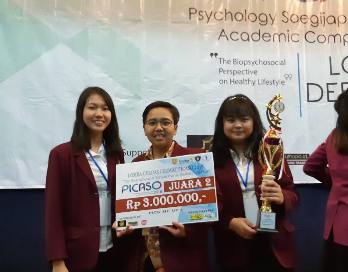 Juara II dalam Lomba Cerdas Cermat yang diselenggarakan oleh Universitas Katolik Soegijapranata dalam event PICASO 2018 Juara II dalam Lomba Cerdas Cermat yang diselenggarakan oleh Universitas Katolik Soegijapranata dalam event PICASO 2018