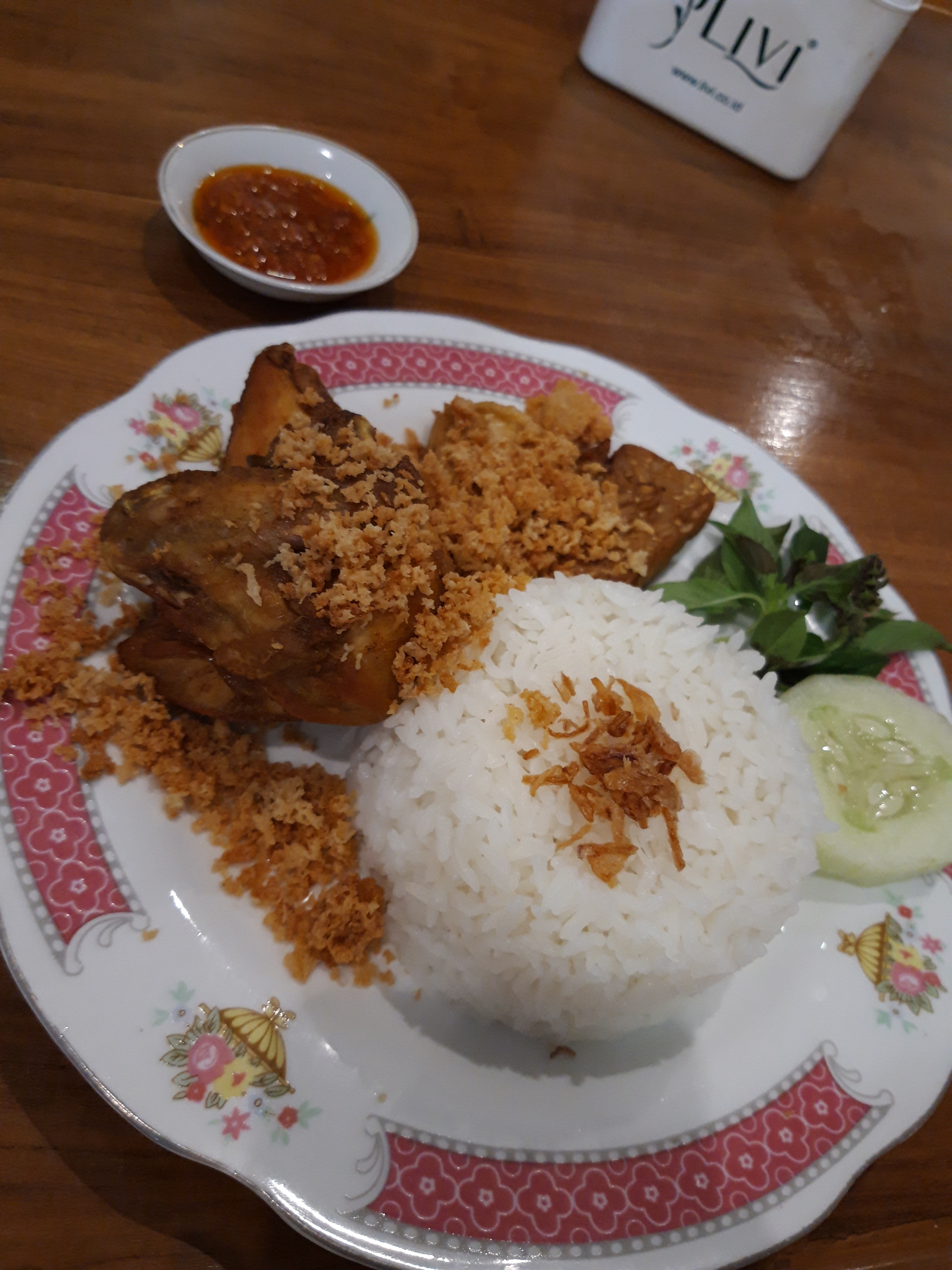 Nasi Ayam Kremes Nasi Ayam Kremes